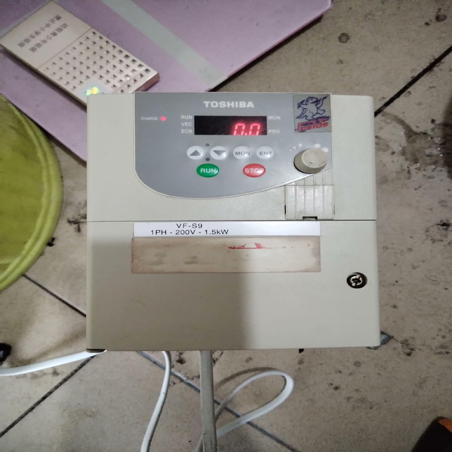 [德峰]东芝1.5KW  200V变频器VFS9-2015PL-WN