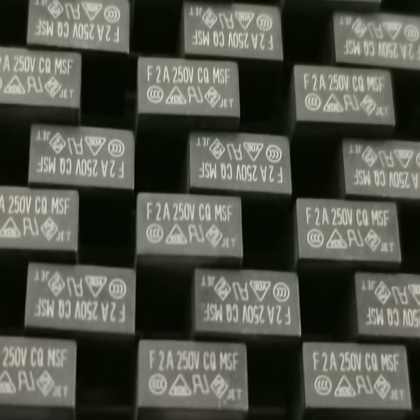 （设备配件）F2A 250V方形保险管台湾功德CQ MSF T2A 25