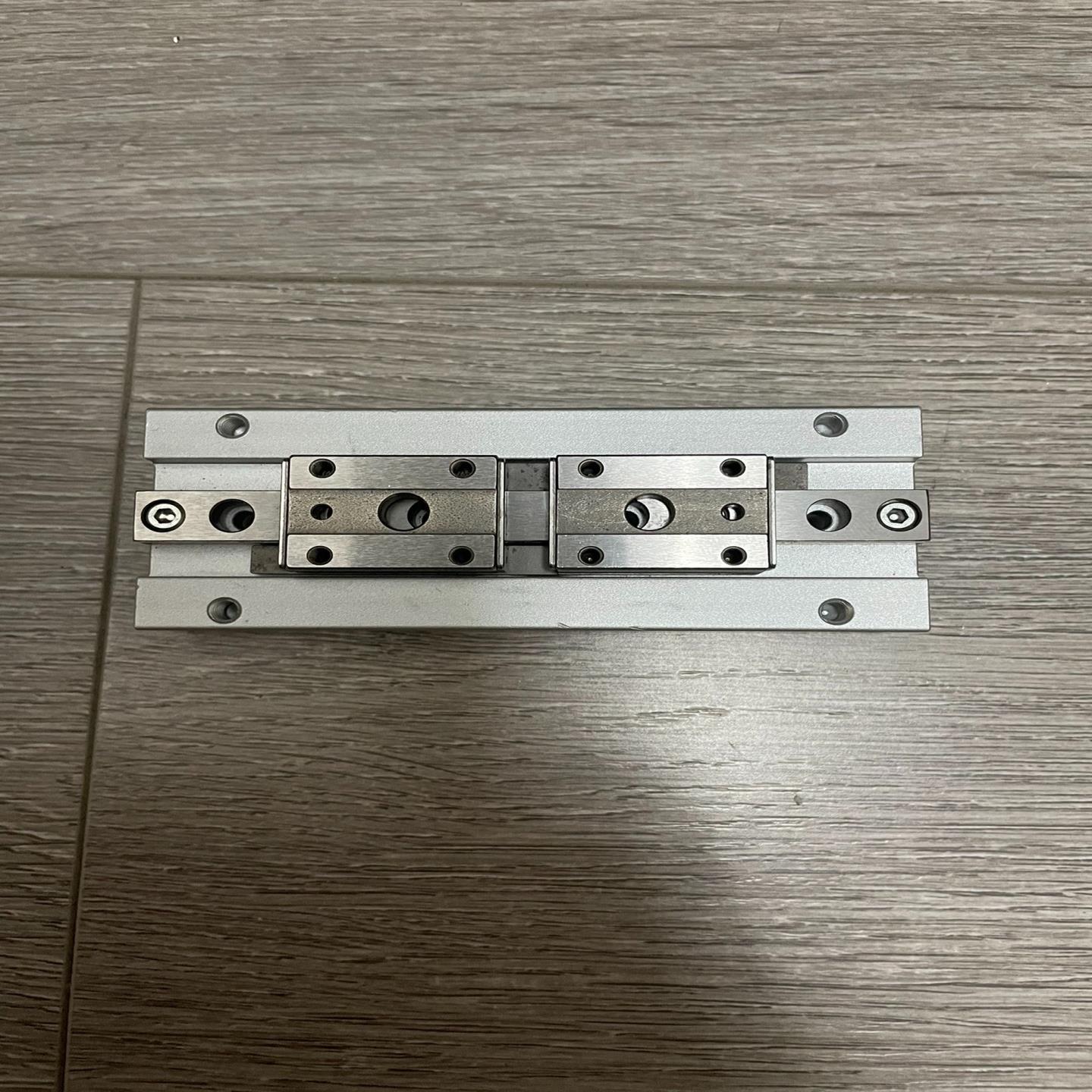 SMC 原装正品气爪 MHF2-12D2，100%正品，项目