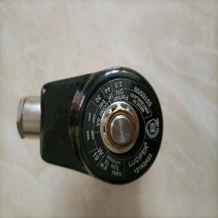 121K2423电磁阀220Ⅴ全新121K便宜 朋 有需要