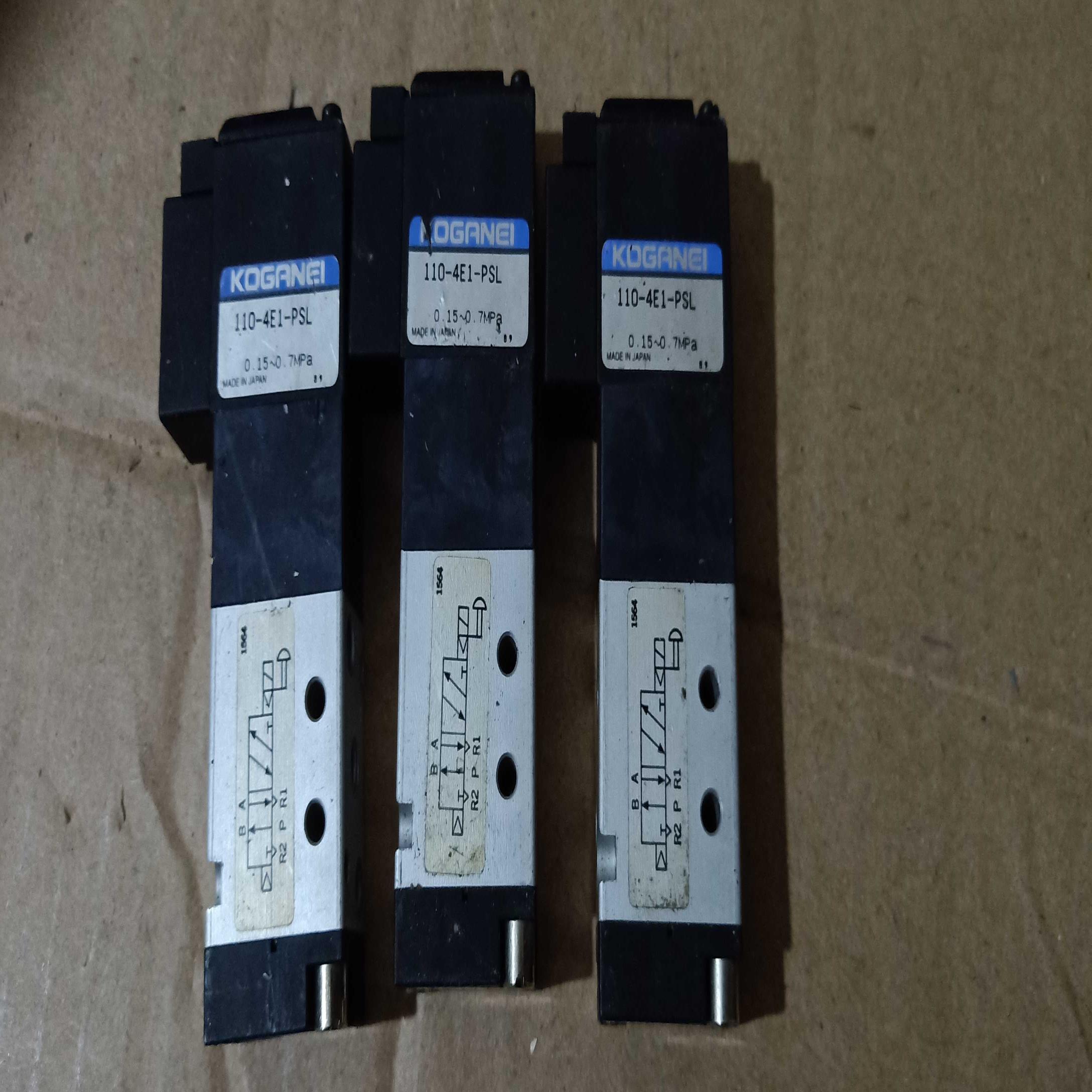 小金井KOGANEI 电磁阀110-4E1-PSL议价