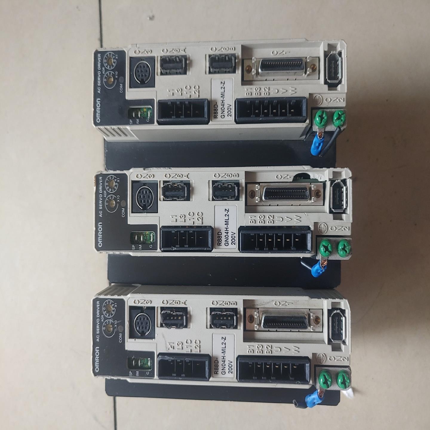 R88D-GN04H-ML2-Z，伺服驱动器400W，