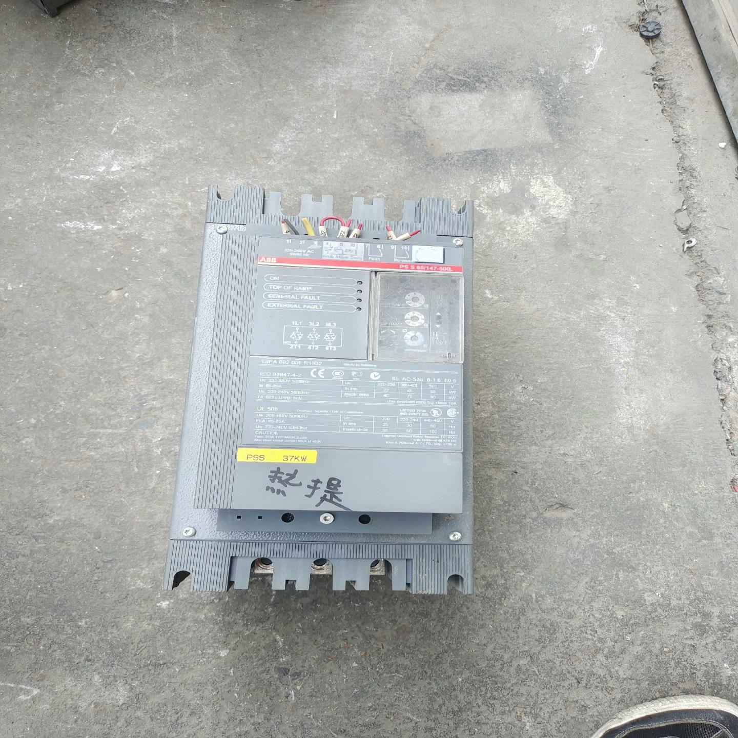 拆机ABB软启动器PSS85/147-500L 45KW功能