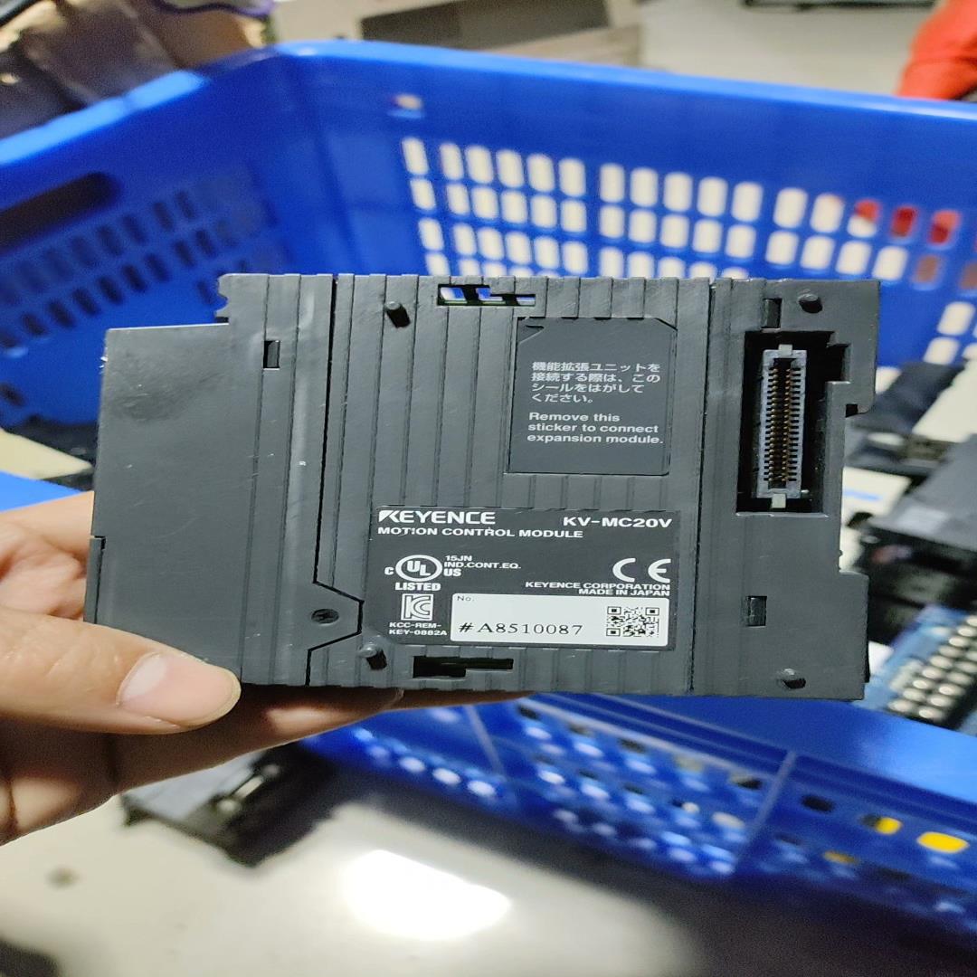 基恩士KV-MC20V控制器 4个 成色如图