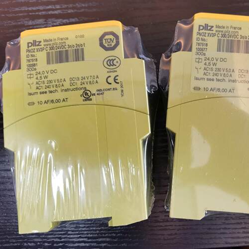 皮尔兹PILZ安全继电器 PNOZ XV3P C 300/2