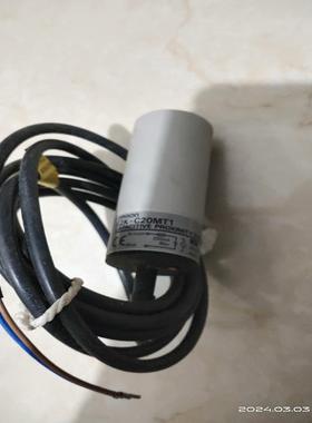 接近开关  E2K-C20MT1  24