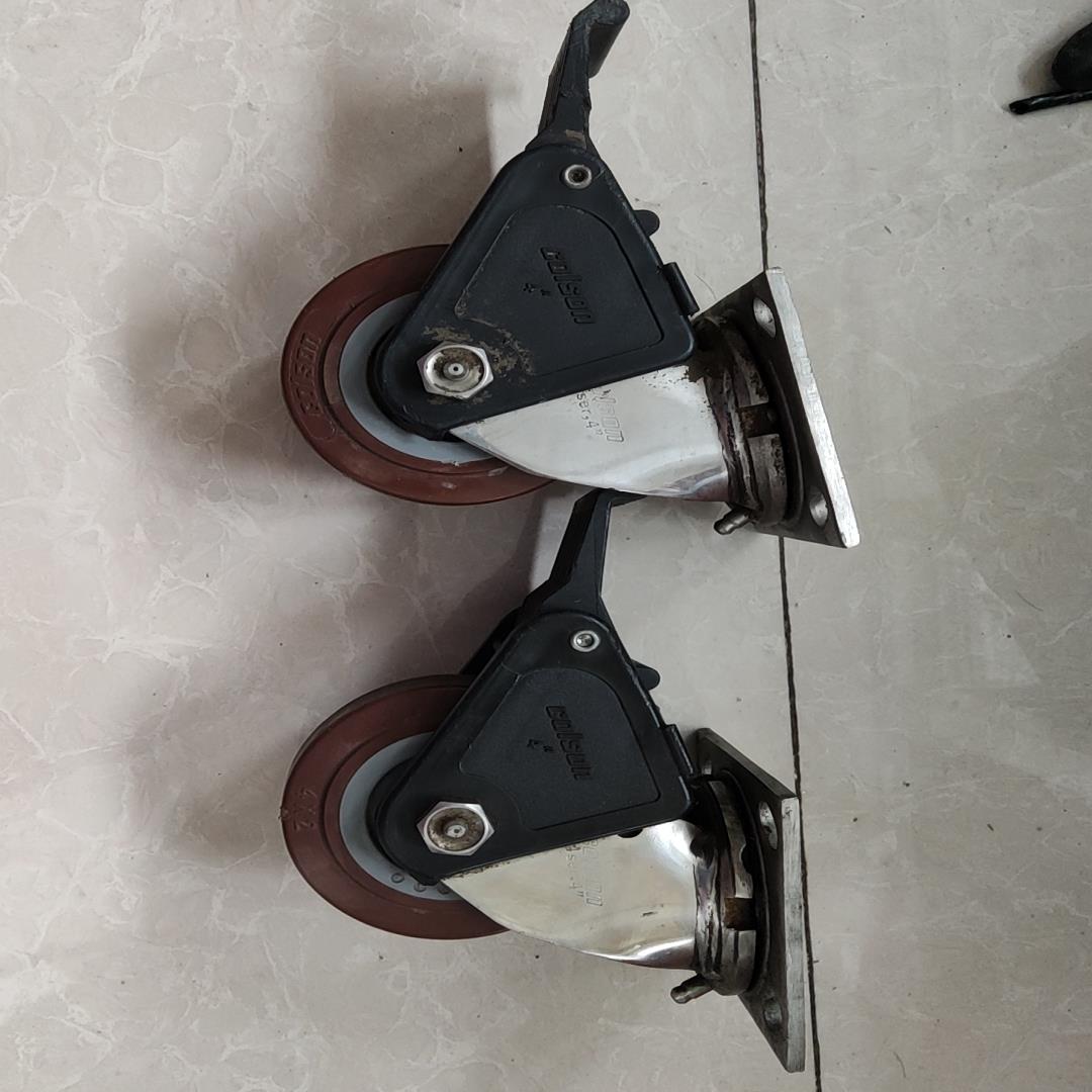 COLSON承重万向轮带刹车。304不锈钢，4寸