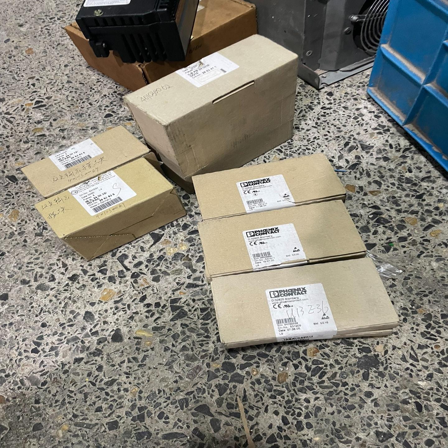 IB IL 24 DI 4 订货号 2726214 300