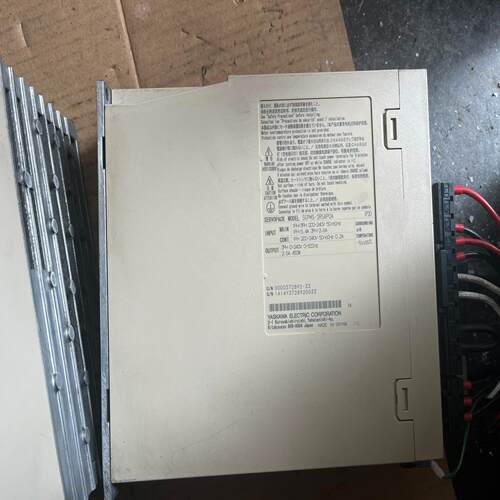 【顺庆】安川伺服驱动sgpms 2r5ap0a，电机sgmms 04【议价】