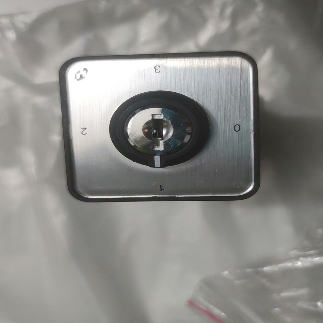 全新原装上海天逸钥匙转换开关万转选择开关LW42A2Y-21