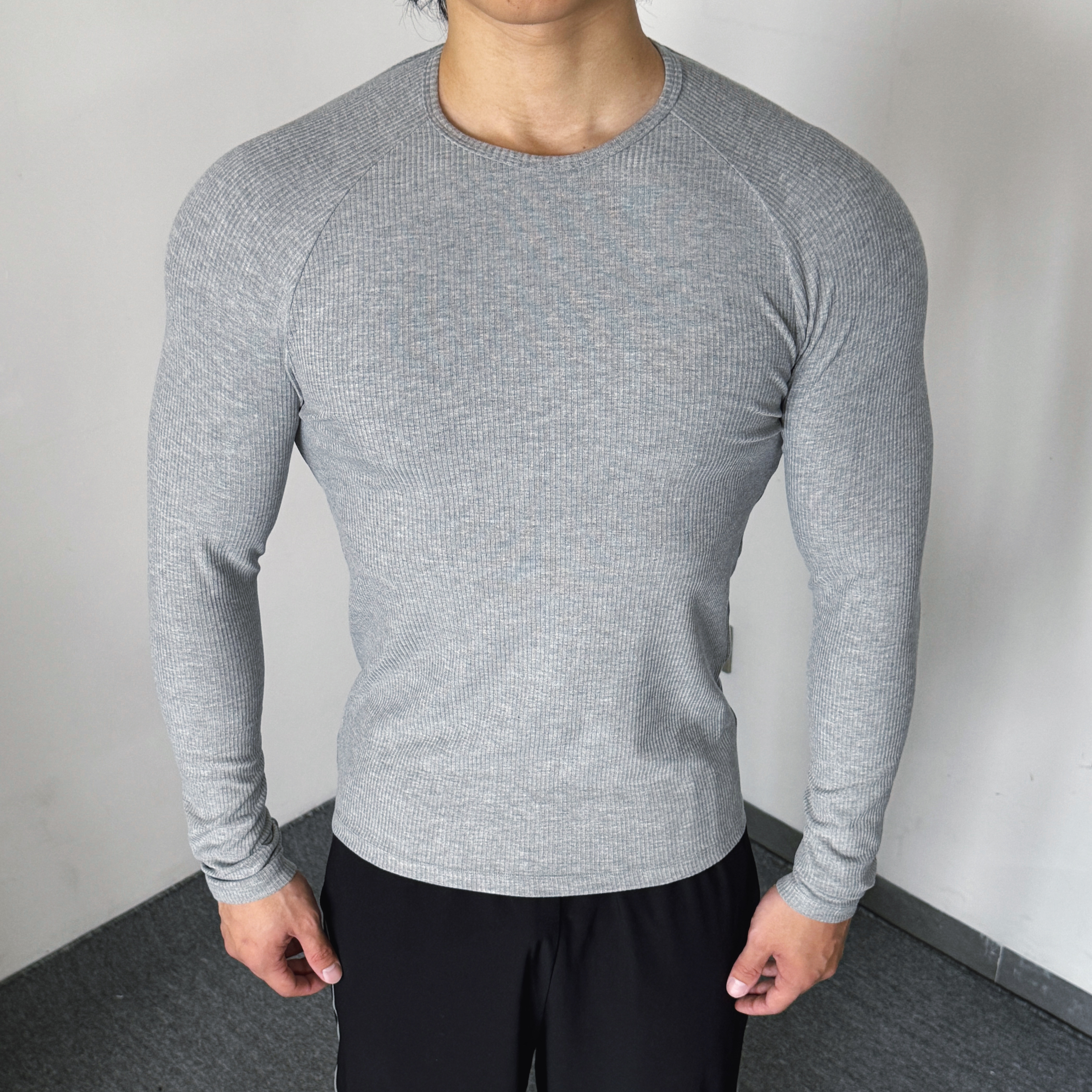 无缝弹力显大健身紧身衣训练服