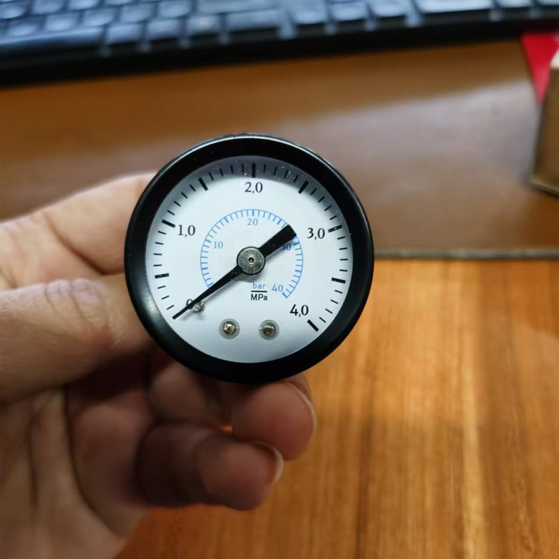 小压力表Y40 /GS-40轴向压力表 螺纹1/8 量程有2.5 /4 /6 /10公斤