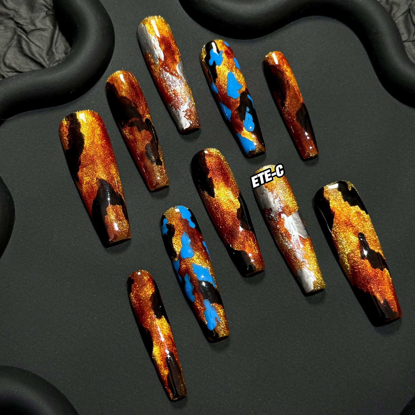 C+鎏焰 美甲穿戴甲新款手工重工秋冬裸色轻奢高级轻奢绝美中长款,彩妆/香水/美妆工具,穿戴甲/甲片,淘宝优惠券,粉丝福利购,淘宝优惠卷