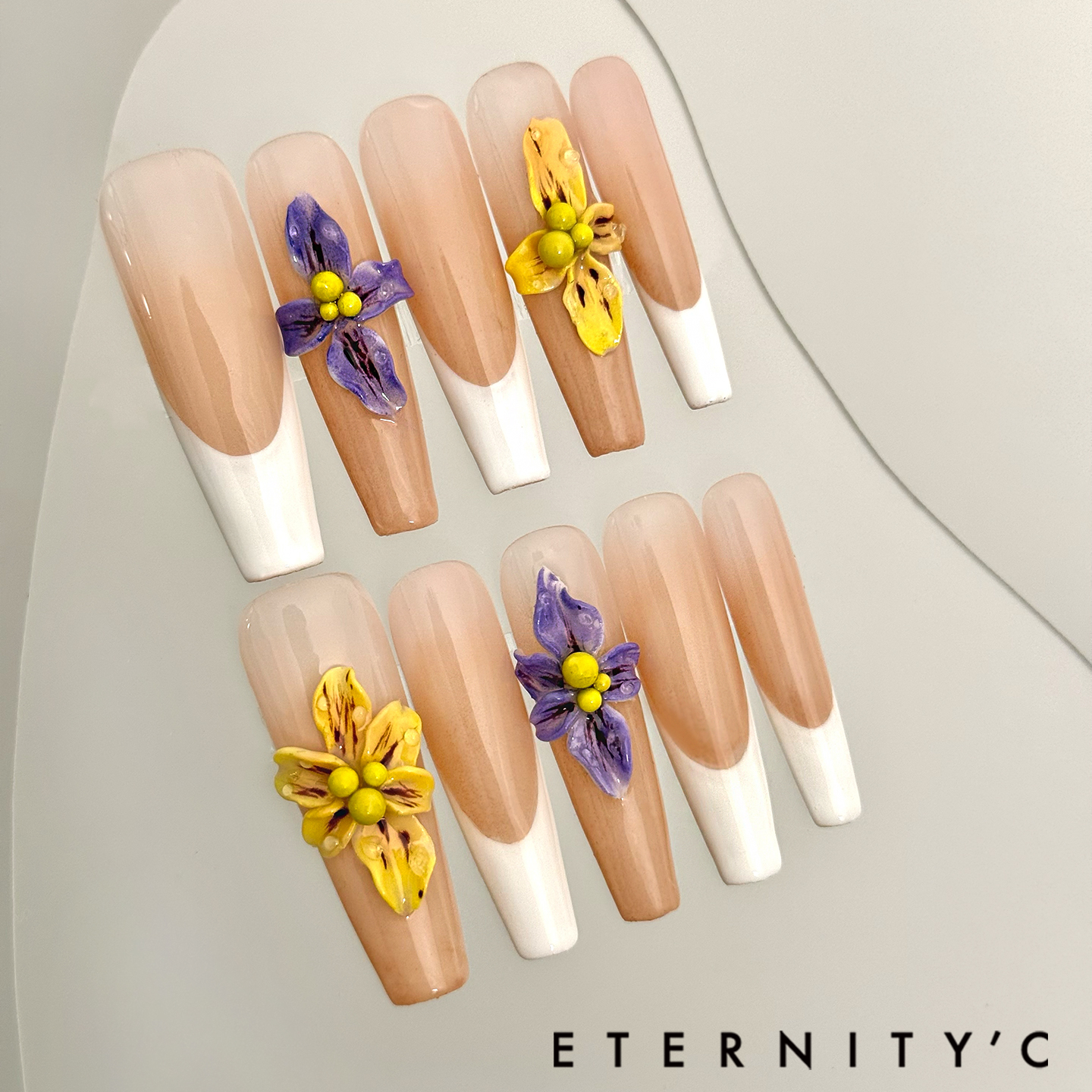 C+雾杏生花 新款轻奢精致法式高级感纯手工裸色中长款穿戴甲美甲