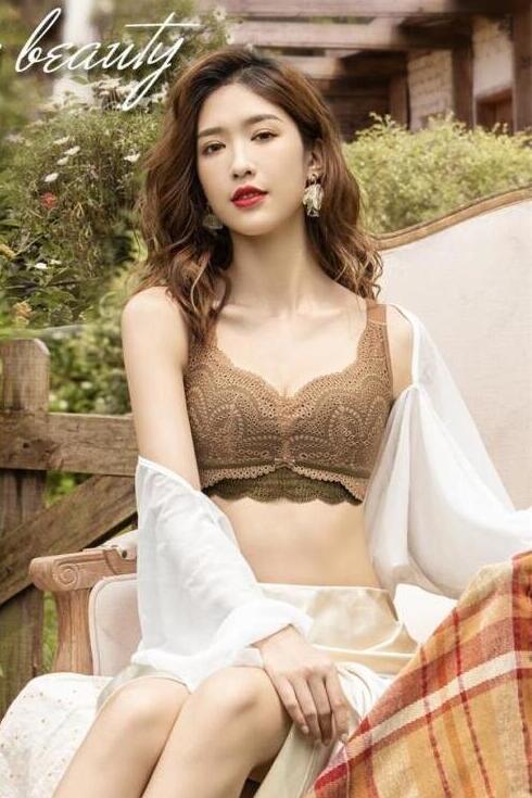 美婕世家2168内衣女C杯无钢圈文胸无痕薄杯聚拢调整型收副乳胸罩