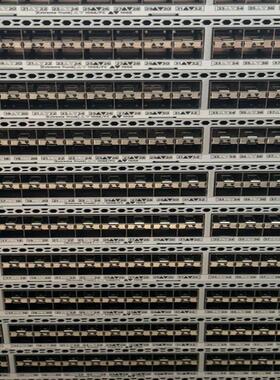 Brocade博科 VDX6740-64-F/R 48口万兆