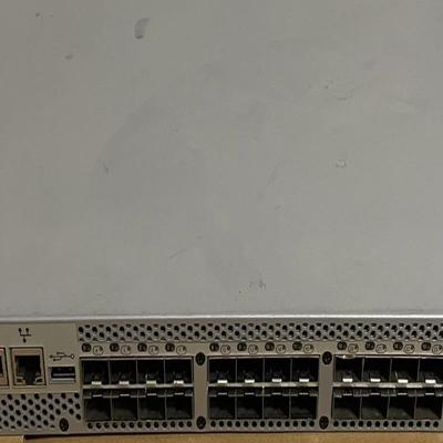 brocade 博科 300 8G 光纤通道交换机