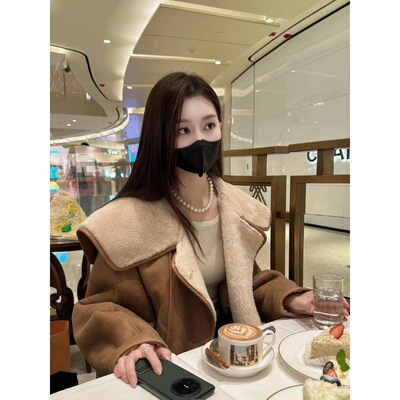 UC美式复古皮毛一体外套