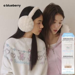 ablueberry小兔印花女2026秋冬毛衣柔软感圆领爱心字母软糯针织衫