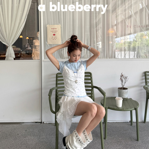 甜美拼接蕾丝碎花吊带背心女夏