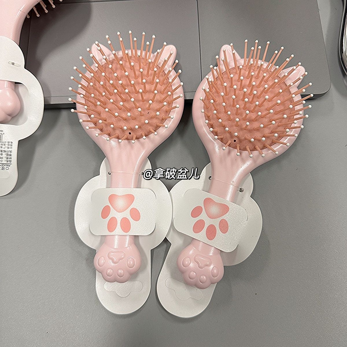 可爱猫爪梳子气垫梳儿童小梳子随身便携镜梳一体猫咪按摩头部
