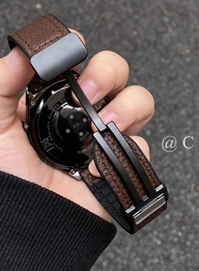 适用华为GT6/5手表荔枝纹真皮磁吸表带防汗硅胶GT4荣耀高级watch5