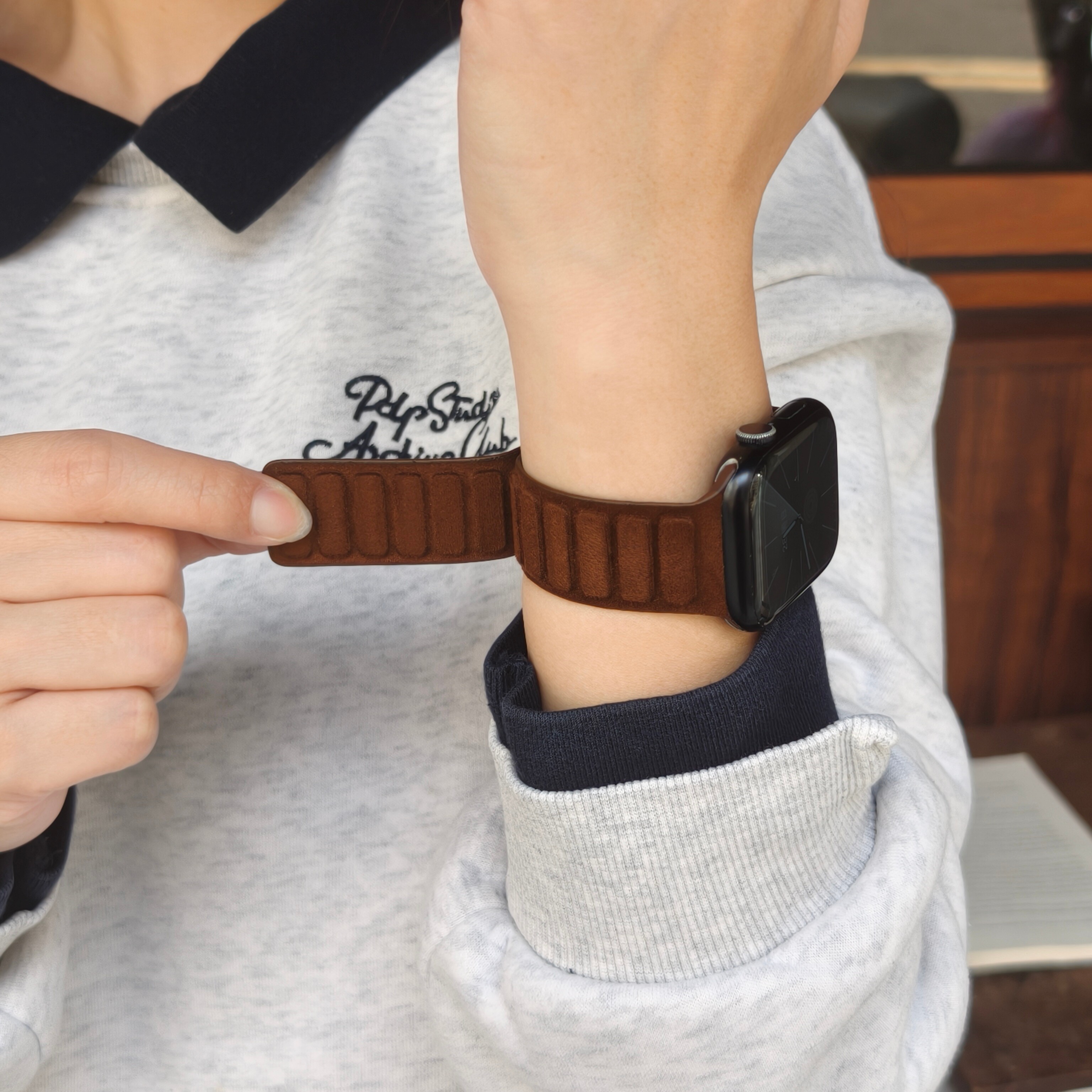 S11麂皮绒磁吸表带适用苹果手表表带S10小米9proSE987休闲Ultra男