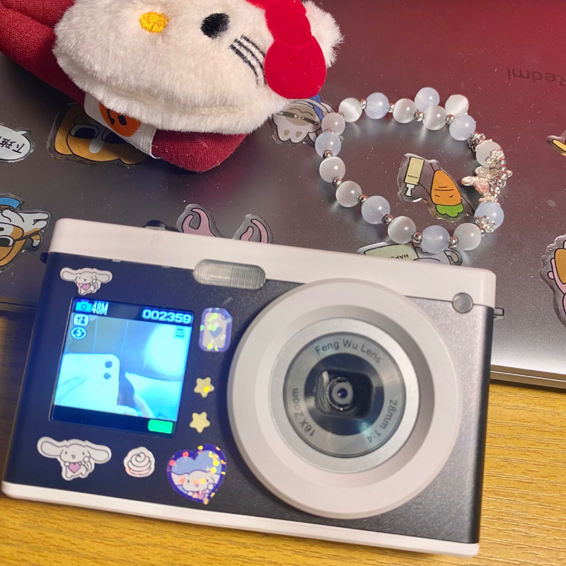 SNSN C24 ccd数码相机带WIFI自拍学生高清复古双镜头内伸缩可遥控