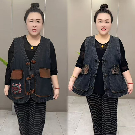 加肥加大牛仔马甲女春季新款胖妈妈宽松遮肉复古盘扣休闲外搭坎肩