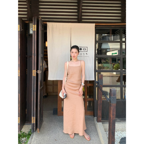 isaro uu 梨形天菜~一片式斜裁全亚麻方领气质连衣裙吊带裙