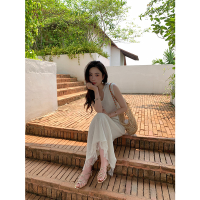 isaro uu 进口桑蚕丝和纸纱套组~流苏工艺V领天丝针织背心/半裙