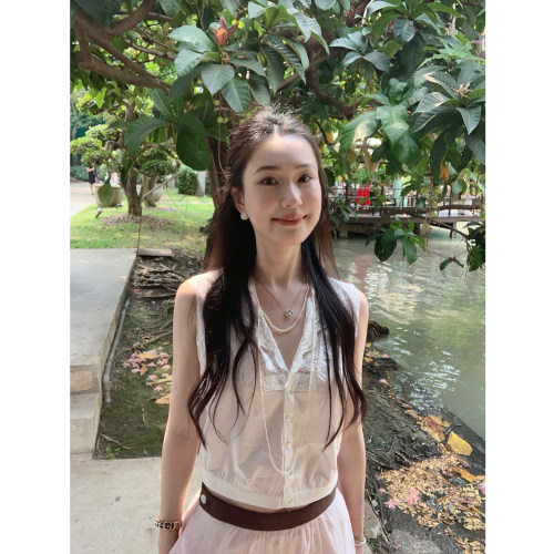 isaro uu 法式V领短衫~蕾丝拼接vintage无袖衬衫