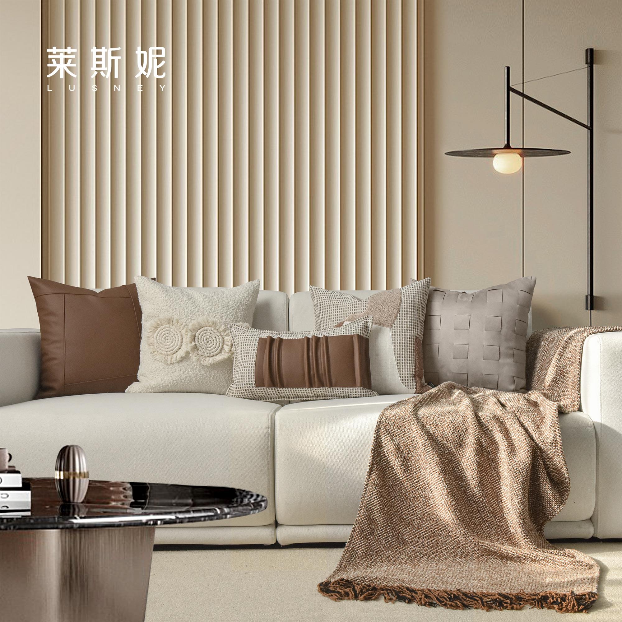 轻奢高级感抱枕沙发咖色皮革棉麻组合宅寂风简约床上客厅靠枕背垫