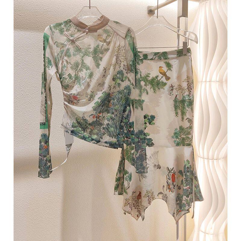 新中式小个子显高套装高级感国风盘扣绿色碎花上衣半身裙两件套夏