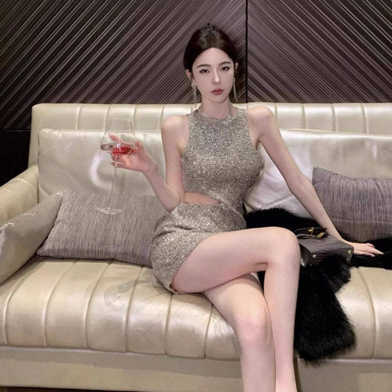 辣妹性感生日party小礼服名媛纯欲风露腰连衣裙短款