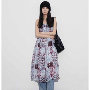 独特艺术感葡萄紫吊带连衣裙无袖细带晕染印花好看裙子女