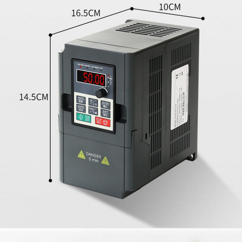 变频器1.5-2.2-4-5.5-7.5KW单相220v转三相380V电机调速器220V0.