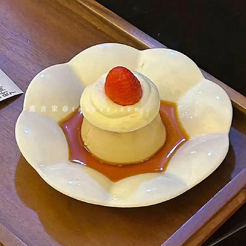 简约可爱纯色陶瓷花朵盘