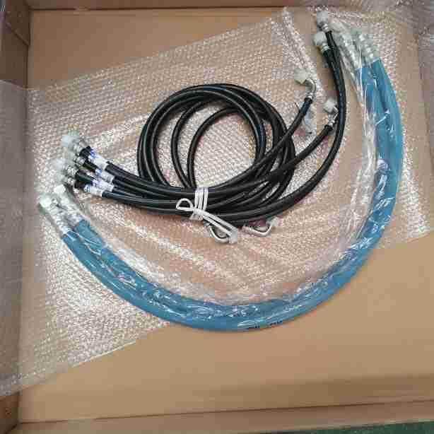 挖掘机全车油管 大臂后主阀液压管PC200/210/220/240-8质保一年