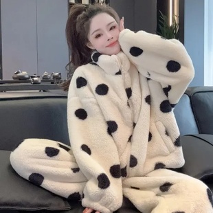 加厚睡衣女士大码长袖韩版可爱家居服保暖珊瑚绒套装加绒波点