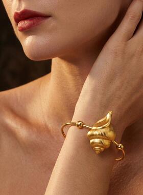 欧美跨境新款度假风太阳花朵不锈钢开口手镯创意精致海龟海螺臂环