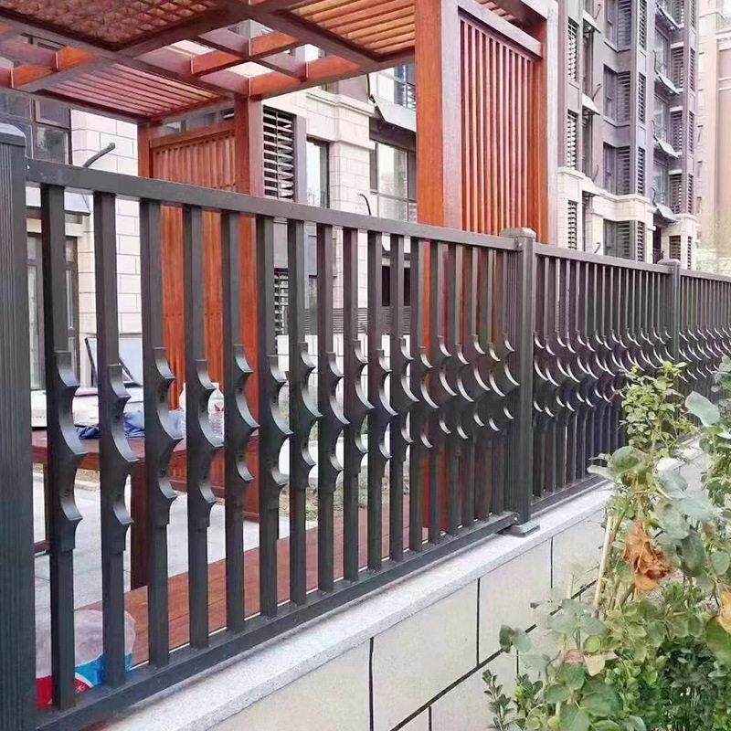 厂家定制铝艺护栏庭院别墅防护栏阳台围栏道路防撞栏异形护栏美观