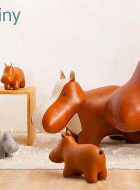 台湾zuny憨厚河马先生犀牛大叔纸镇书挡门挡摆件皮质玩偶创意礼物