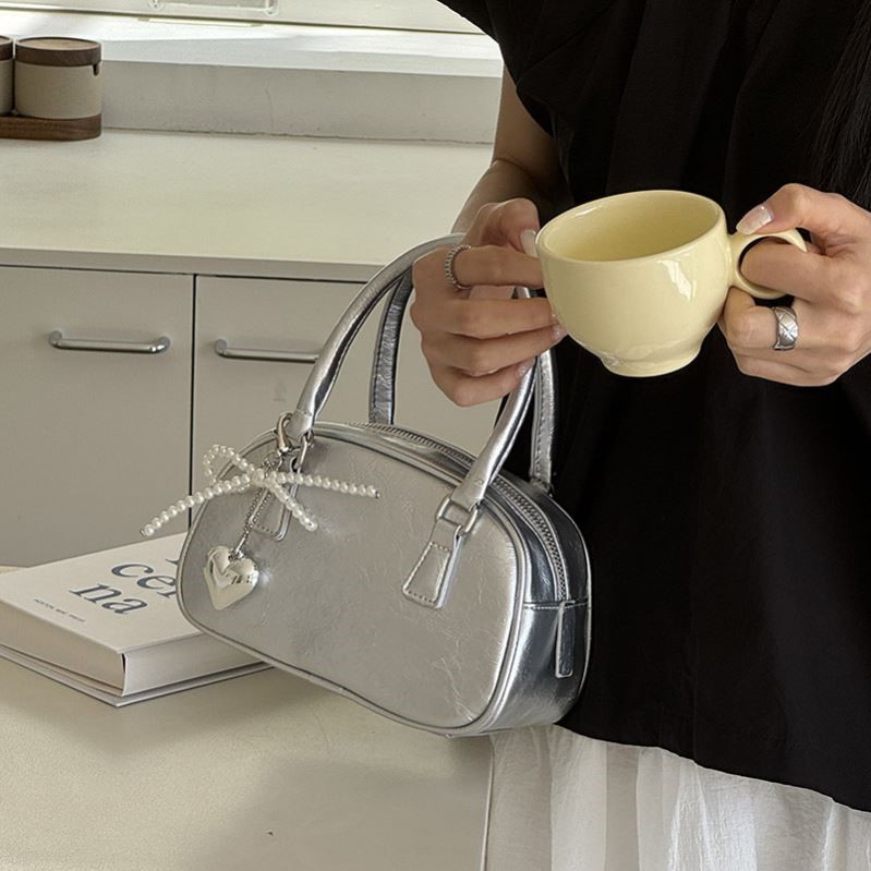 韩国2025小众设计手提小方包女精致百搭斜跨保龄球包小包