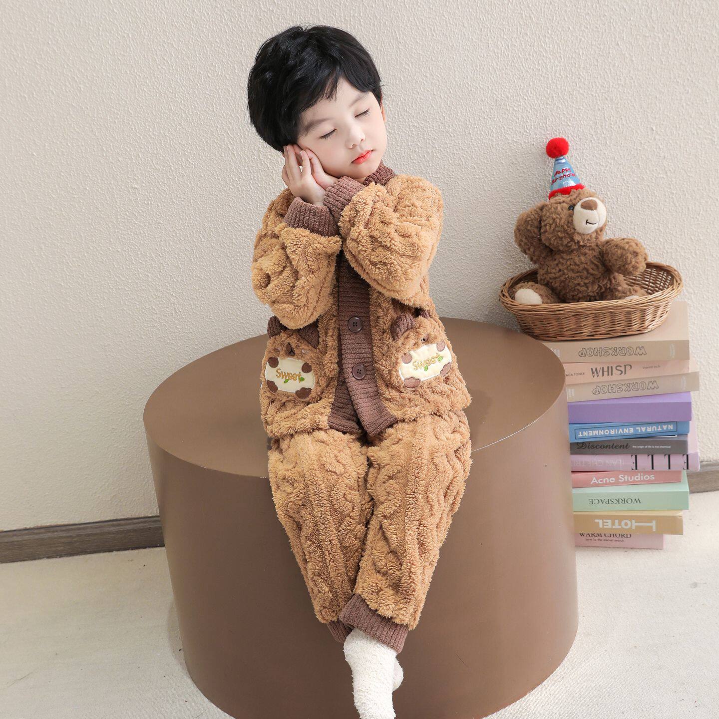 儿童法兰绒家居服男童女
