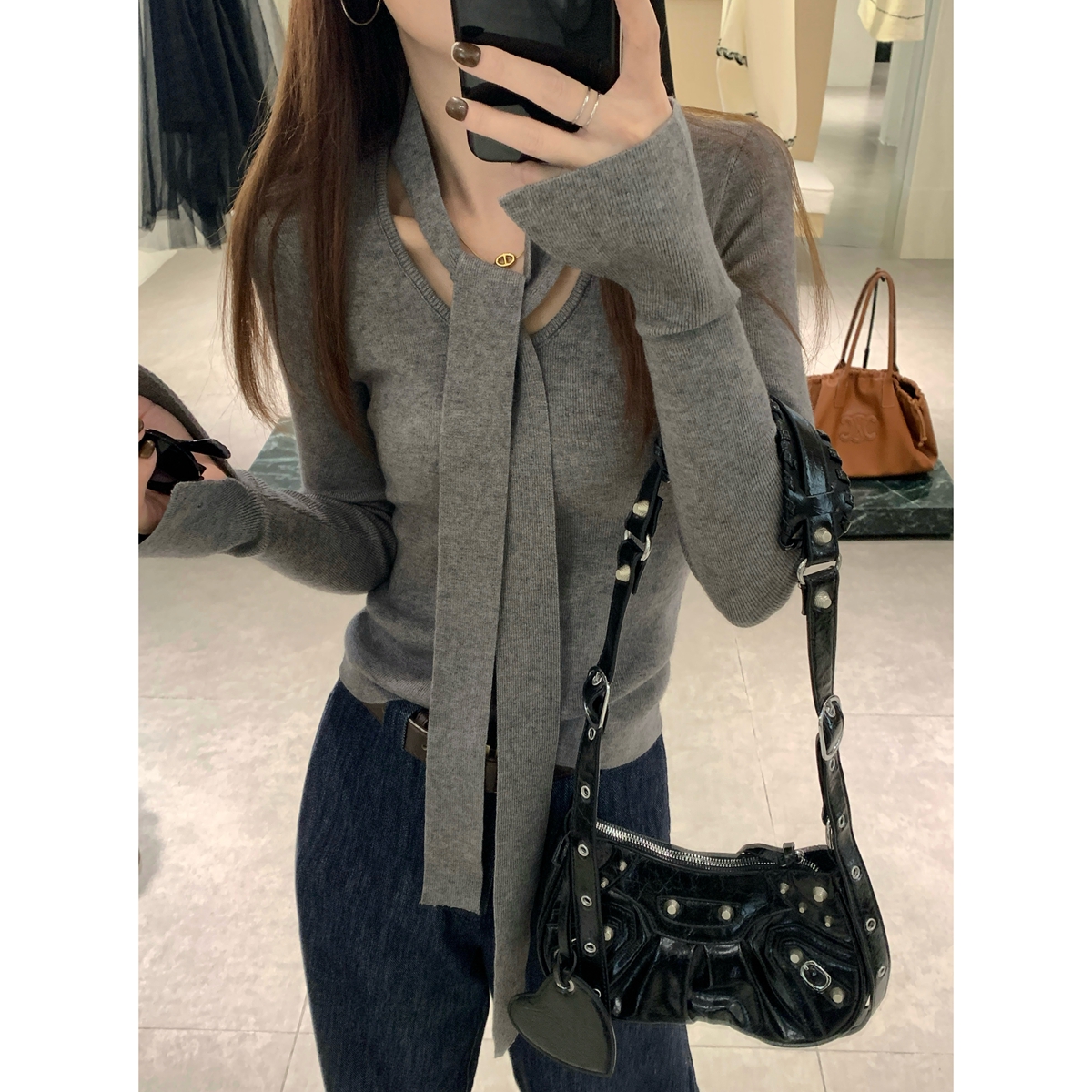 实拍实价 秋冬韩版u领气质带飘带围巾安迪绒针织衫长袖打底毛衣女