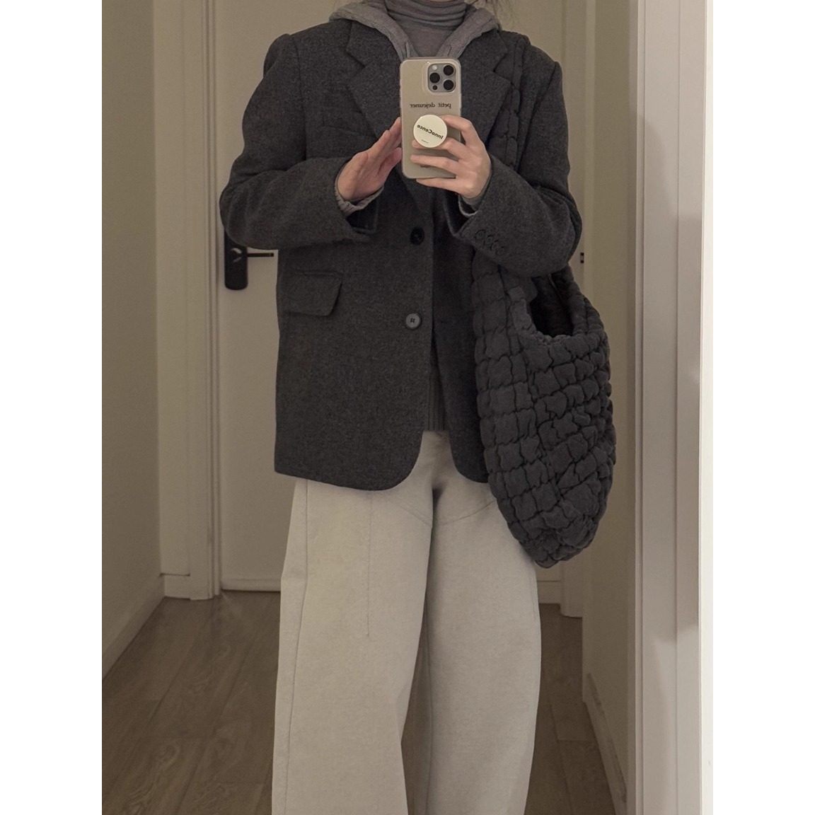 韩系呢子大衣女2025秋冬赫本风高级感气质正流行小个子羊毛呢外套,女装/女士精品,西装,淘宝优惠券,粉丝福利购,淘宝优惠卷