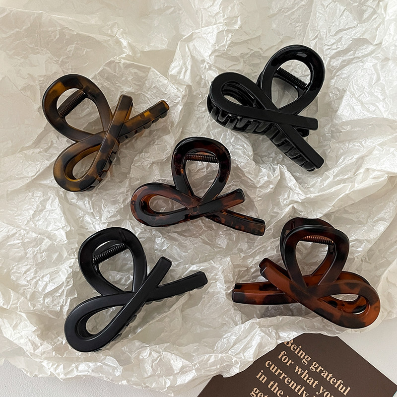 简约高级感半扎发抓夹发夹中号夹子百搭鲨鱼夹气质头饰鱼尾小号,饰品/流行首饰/时尚饰品新,发饰,淘宝优惠券,粉丝福利购,淘宝优惠卷