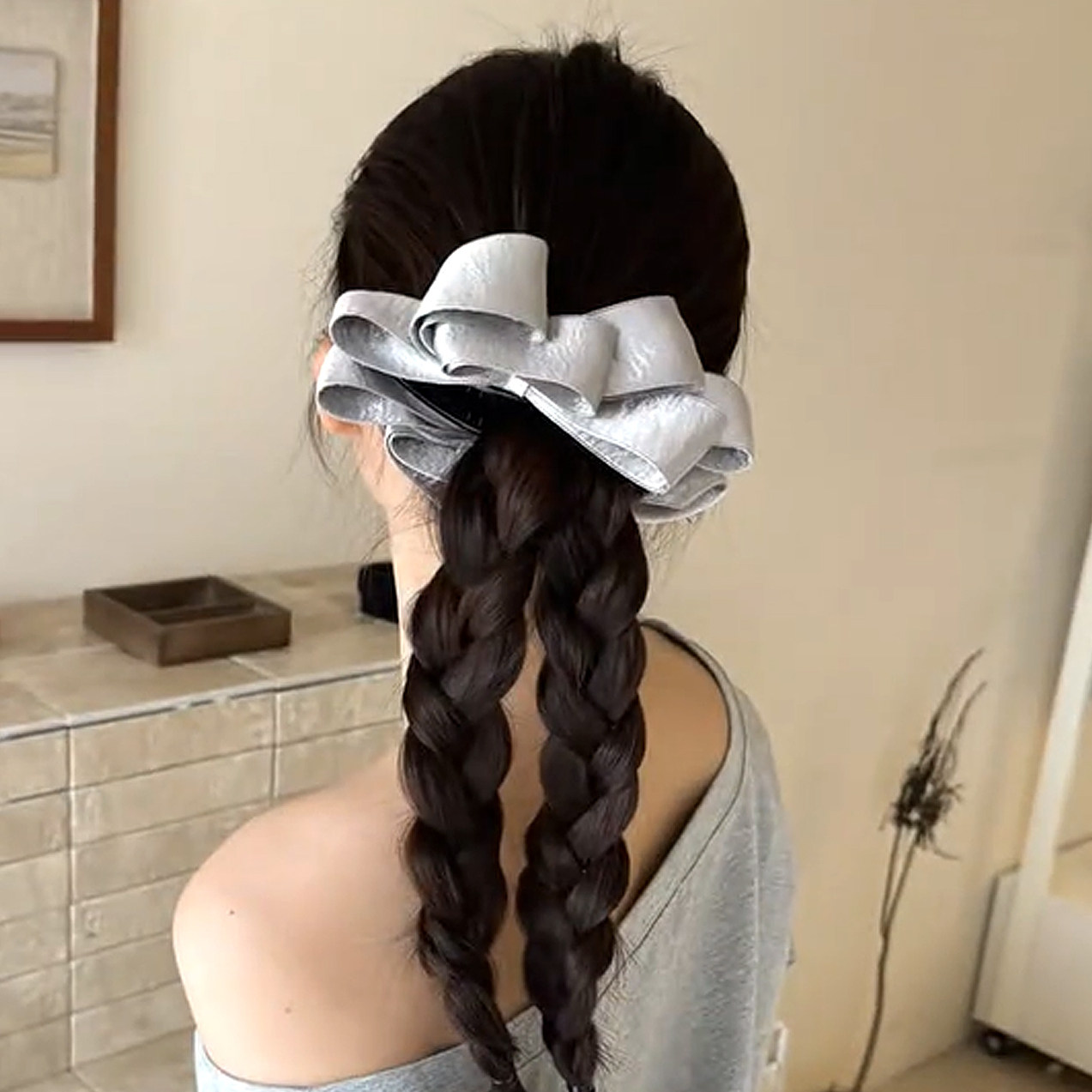 丝光缎面双面蝴蝶结香蕉夹芭蕾少女饱满后脑勺马尾夹韩系百搭发夹