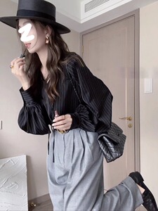KZRR小众原创黑色条纹衬衫2023夏季新款设计感防晒衫法式上衣女